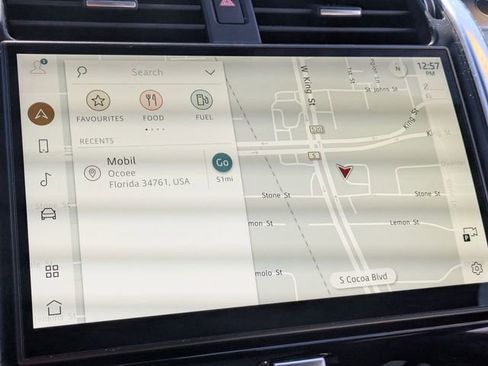 Used 2022 Land Rover Discovery S R-Dynamic image 13