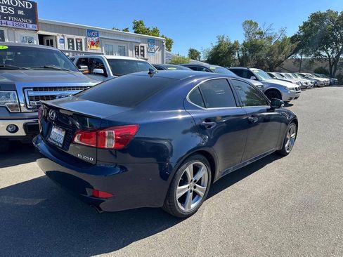 Used 2011 Lexus IS 250 w/ Premium Pkg Value Edition RWD image 5