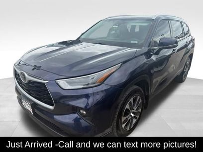 Used 2021 Toyota Highlander XLE