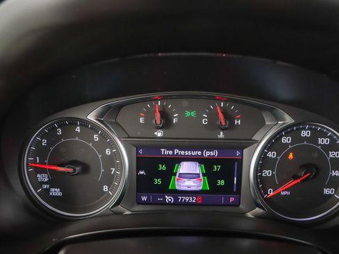 Used 2022 GMC Terrain SLT w/ Infotainment Package II AWD/4WD image 15