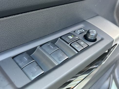 New 2026 Toyota Tundra Limited AWD/4WD image 8