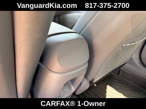 Used 2025 Hyundai Elantra SEL FWD image 25