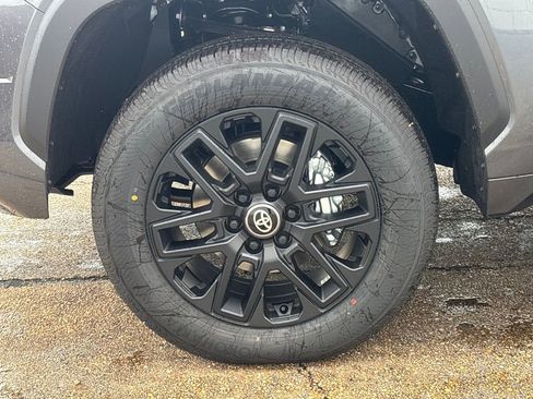 New 2026 Toyota Tundra SR5 image 25