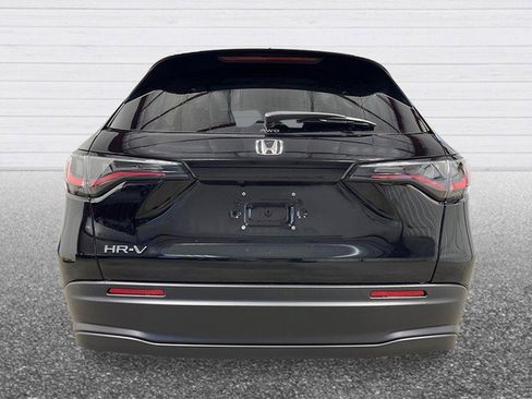 New 2026 Honda HR-V LX image 5