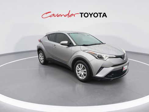 Certified 2019 Toyota C-HR LE image 2
