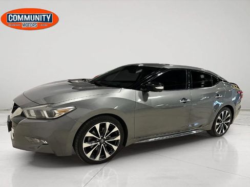 Used 2017 Nissan Maxima SR FWD image 1