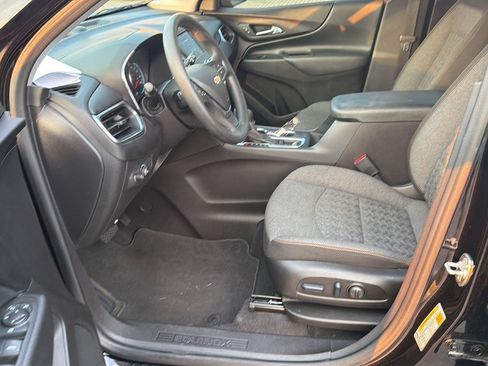 Used 2024 Chevrolet Equinox LT FWD image 10