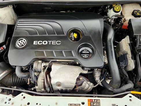 Used 2018 Buick Cascada Premium image 28