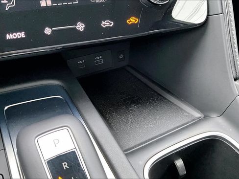 Certified 2025 INFINITI QX60 Luxe FWD image 35