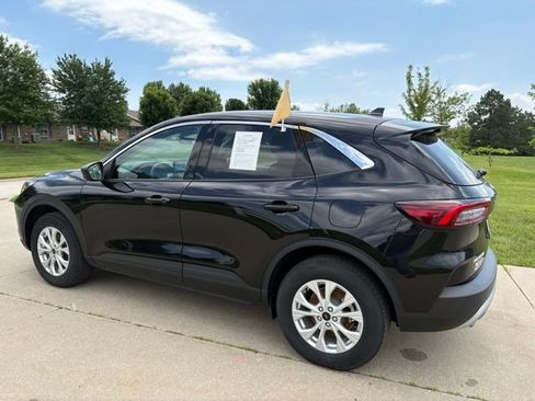 Certified 2024 Ford Escape Active AWD/4WD image 6