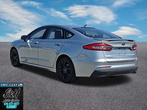 Used 2020 Ford Fusion SE w/ Equipment Group 151A FWD image 15