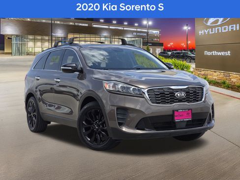 Used 2020 Kia Sorento S FWD image 1