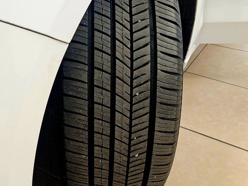 Used 2017 Ford Fusion SE w/ Fusion SE Technology Package image 33