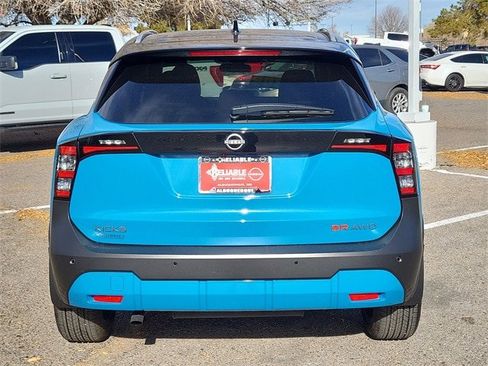 Certified 2025 Nissan Kicks SR image 6