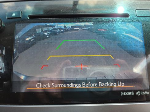 Used 2017 Subaru Outback 2.5i Premium AWD/4WD image 19