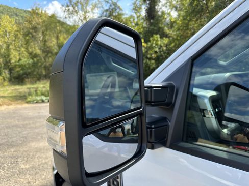 New 2026 Ford F350 XL w/ XL Chrome Package image 17