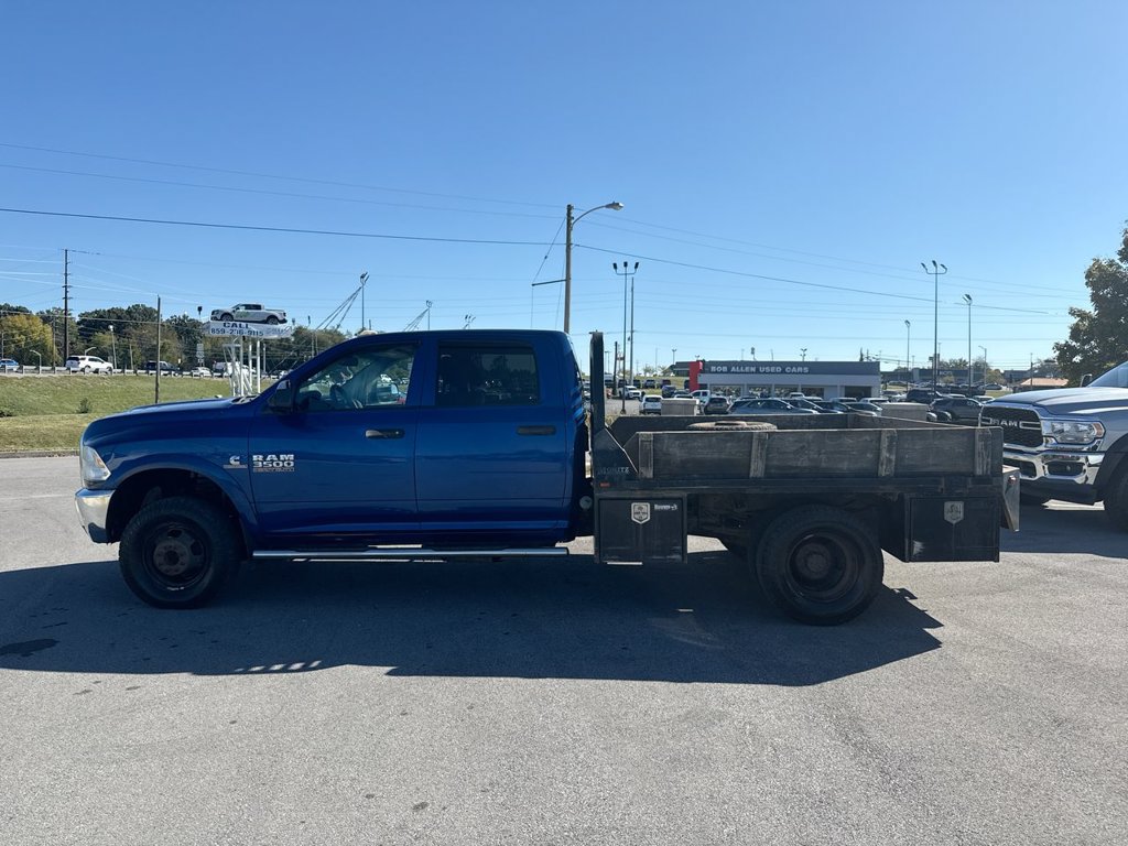Used 2015 RAM 3500 Tradesman w/ Chrome Appearance Group AWD/4WD image 3
