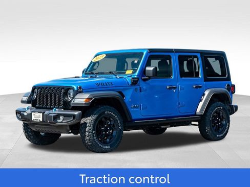 Used 2023 Jeep Wrangler Unlimited w/ Cold Weather Group AWD/4WD image 3