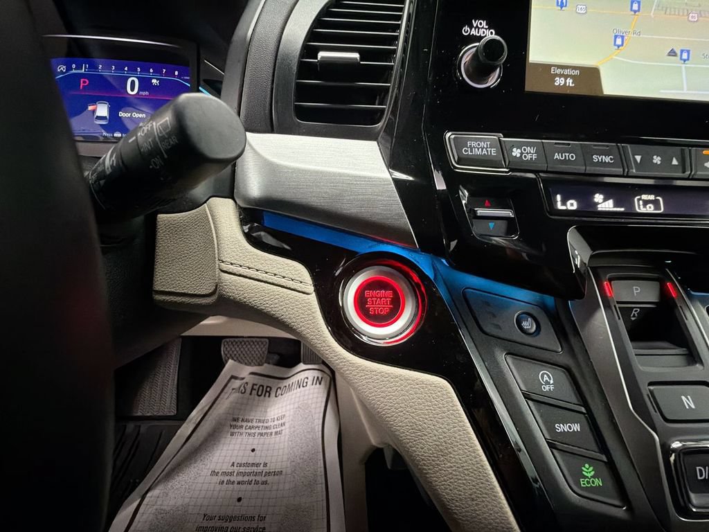 Certified 2024 Honda Odyssey Touring image 17