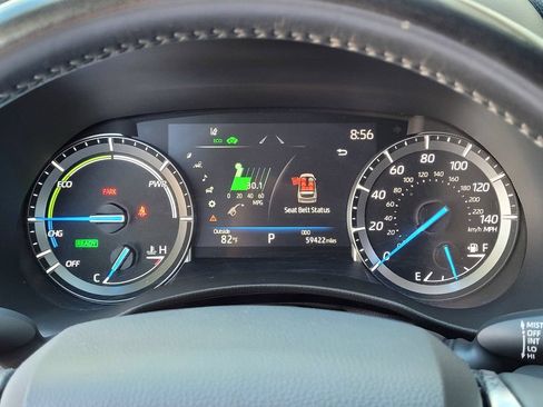 Used 2021 Toyota Highlander XLE AWD/4WD image 14