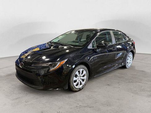 Certified 2024 Toyota Corolla LE FWD image 1