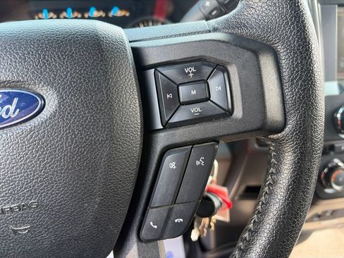 Used 2015 Ford F150 XLT w/ Equipment Group 302A Luxury AWD/4WD image 9
