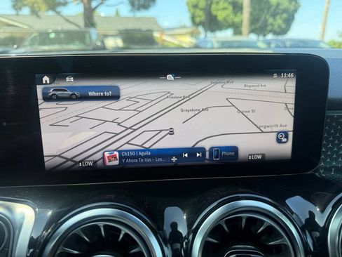 Used 2025 Mercedes-Benz GLB 250 image 19