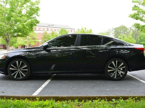 Used 2019 Nissan Altima 2.5 SR FWD image 8
