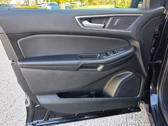 Used 2024 Ford Edge SEL AWD/4WD image 15