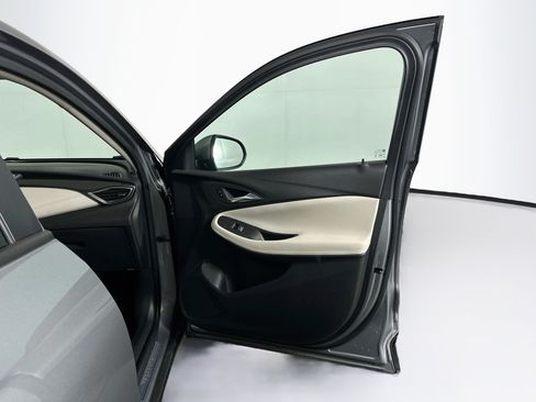 Used 2023 Buick Encore GX Preferred w/ Cold Weather Comfort Package FWD image 30