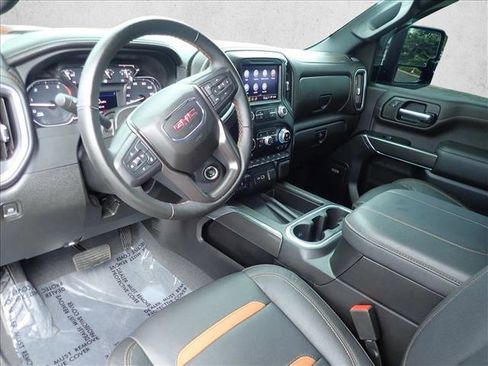 Used 2023 GMC Sierra 2500 AT4 w/ AT4 Preferred Package AWD/4WD image 10