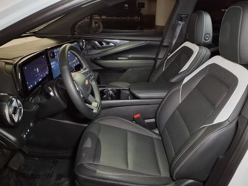 Certified 2024 Chevrolet Blazer EV LT AWD/4WD image 13