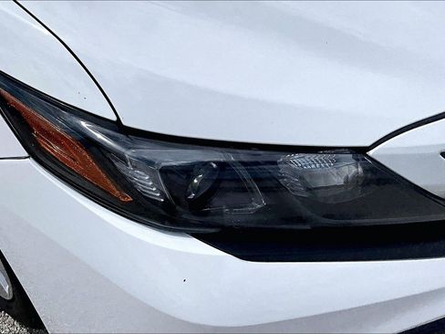 Used 2024 Toyota Camry SE FWD image 27