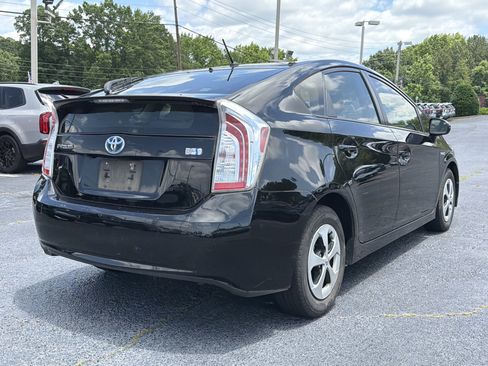 Used 2015 Toyota Prius Two FWD image 4