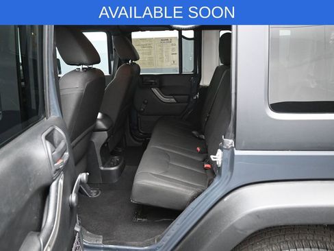 Used 2017 Jeep Wrangler Unlimited Sport w/ Connectivity Group AWD/4WD image 23