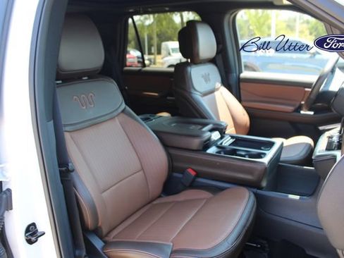 Used 2026 Ford Expedition King Ranch AWD/4WD image 11
