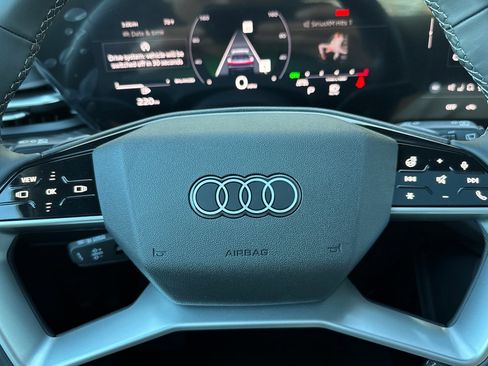 New 2025 Audi Q5 Premium image 21