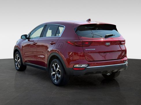 Used 2020 Kia Sportage LX AWD/4WD image 7