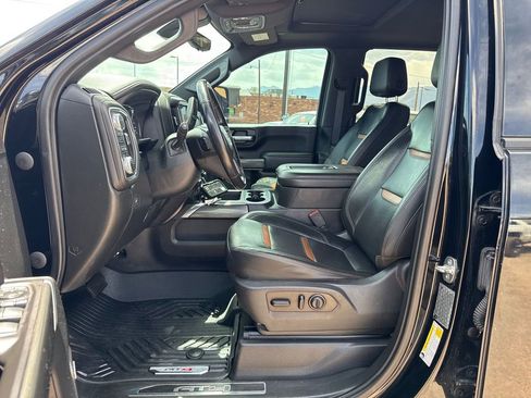 Used 2020 GMC Sierra 2500 AT4 w/ AT4 Premium Package AWD/4WD image 13