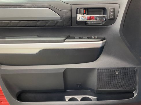 Used 2015 Toyota Tundra Platinum image 10