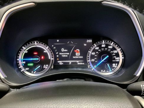 Used 2022 Toyota Highlander XLE image 13