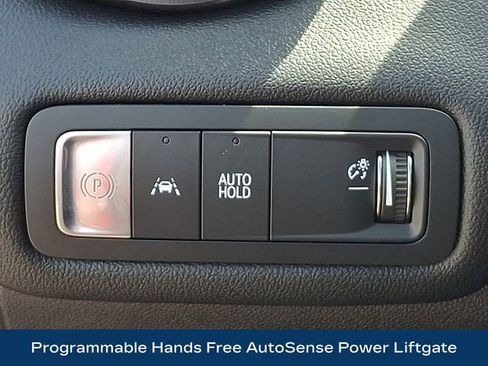 Used 2024 Chevrolet Blazer EV LT AWD/4WD image 9