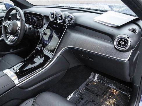 Certified 2025 Mercedes-Benz GLC 300 4MATIC image 25