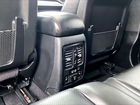 Used 2023 Dodge Durango GT AWD/4WD image 36