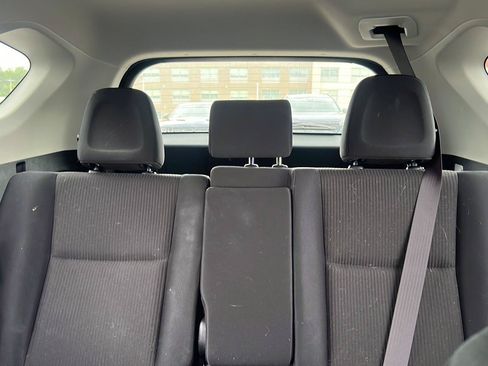 Used 2018 Toyota RAV4 LE w/ All Weather Liner Package AWD/4WD image 14
