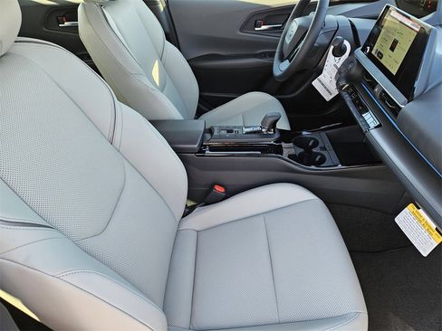 New 2026 Toyota Prius XLE image 11