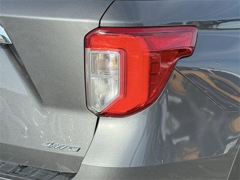 Certified 2023 Ford Explorer XLT w/ Equipment Group 202A image 31