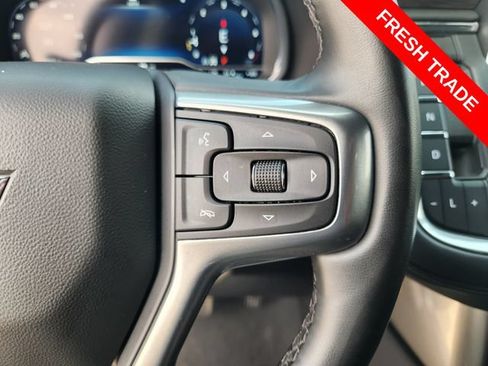 Used 2024 Chevrolet Suburban Z71 w/ Luxury Package AWD/4WD image 29
