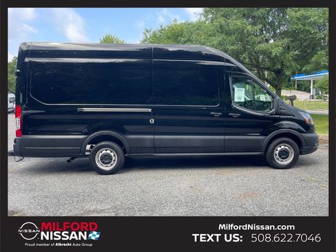Used 2023 Ford Transit 250 148 High Roof Extended w/ Load Area Protection Package RWD image 7