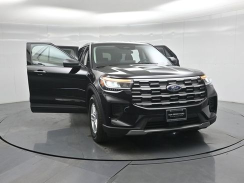 New 2026 Ford Explorer Active image 29